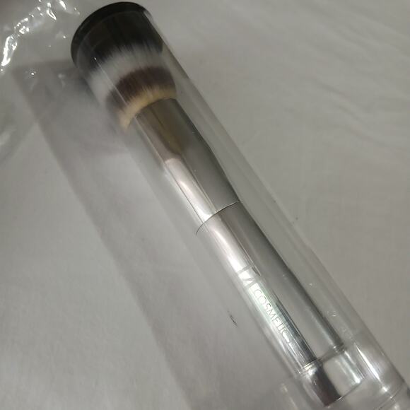 IT COSMETIC BRUSH BUNDLE NO 4-6-7-8 ALL NEW - Picture 3 of 11